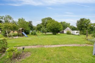 Dejlig stor Villahus med intregeret garage 2230m2 stor grund! - Billede 19 af 27