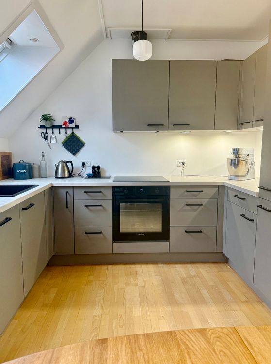 Dejlig lys 4-værelses andelslejlighed på 92 kvm til salg i centrum af Tølløse - Bytorvet 104, Tølløse