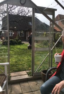 Hyggeligt hus med skøn have - Billede 3 af 8