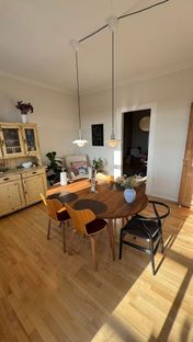 Stor 3-værelses andelsbolig med 8m2 sydvendt altan og flot udsigt over Randers og gudenåen - Billede 4 af 15