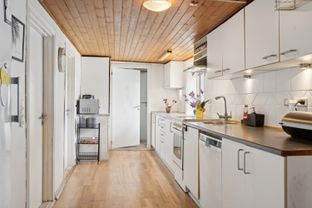 Dejlig stor Villahus med intregeret garage 2230m2 stor grund! - Billede 8 af 27