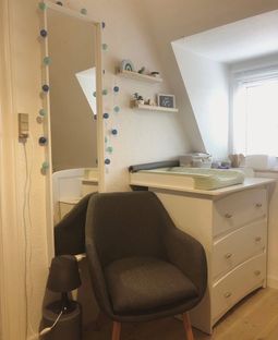 2-værelses lejlighed med udnyttet tag-etage udlejes - Billede 7 af 10