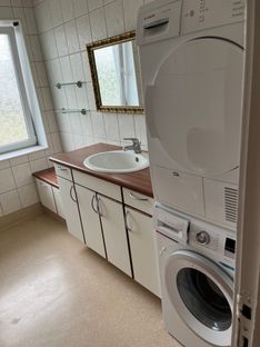 Stor ejendom med mulighed for udlejning. Privat og erhverv. - Billede 16 af 22