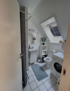 Dejlig lys 4-værelses andelslejlighed på 92 kvm til salg i centrum af Tølløse - Billede 3 af 10