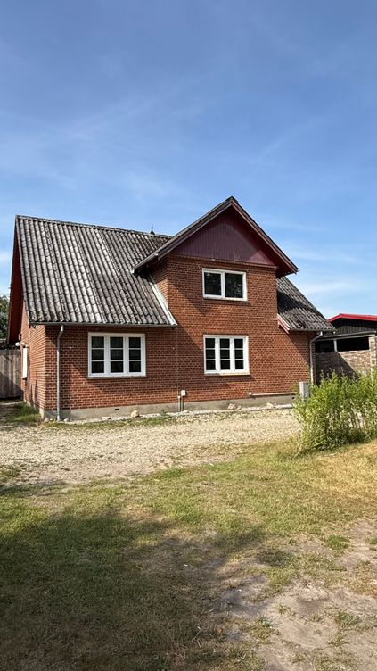 Villa med store have til salg - Viborgvej 175, Hampen
