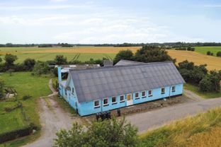 Dejlig stor Villahus med intregeret garage 2230m2 stor grund! - Billede 2 af 27