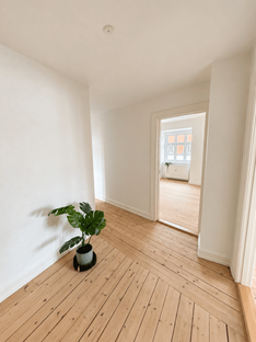 Delevenlig 4’er med gratis parkering - Billede 2 af 5