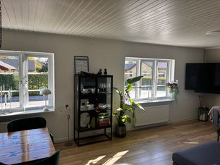 Dejlig hus med dobbeltgarage  - Billede 8 af 22